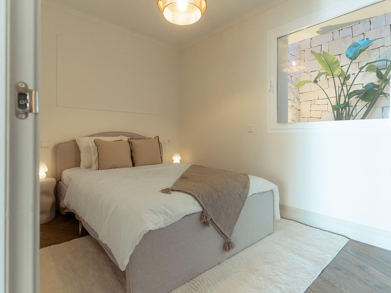 Town House for Sale in Benahavis, Malaga 35