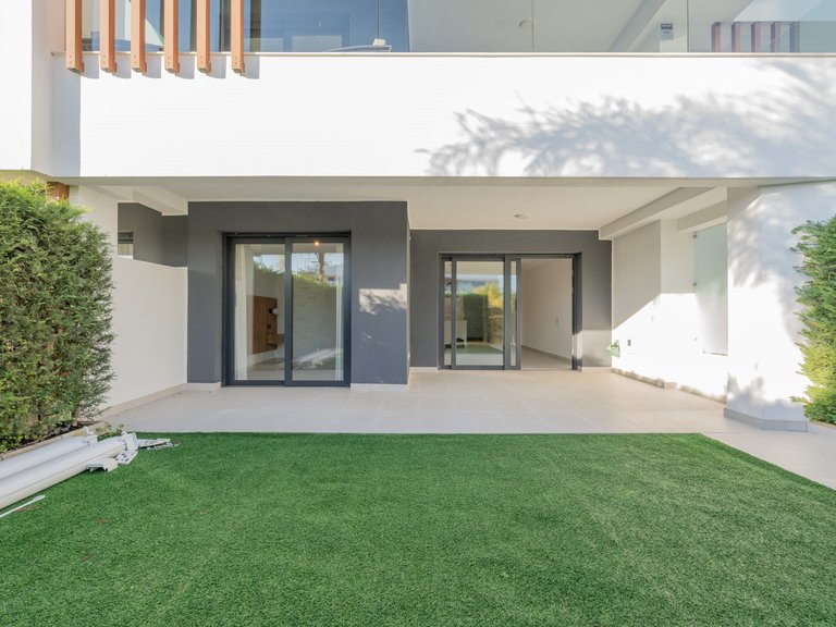 Apartment for Sale in Estepona, Malaga 2