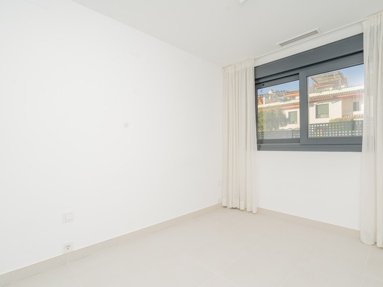 Apartment for Sale in Estepona, Malaga 15