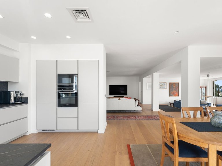 Apartment for Sale in Marbella, Malaga 11