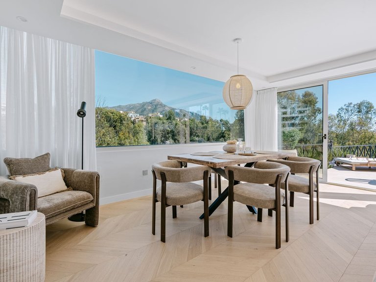 Apartment for Sale in Marbella, Malaga 12