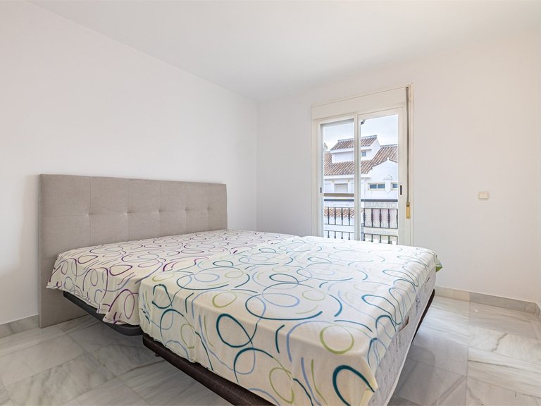 Town House for Sale in Marbella, Malaga, Nueva Andalucia 7