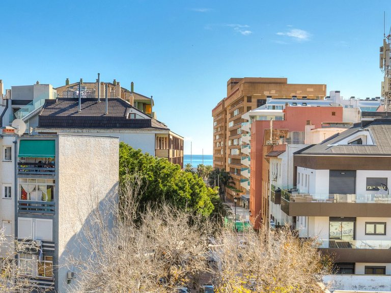 Penthouse for sale in Fuengirola, Malaga 40