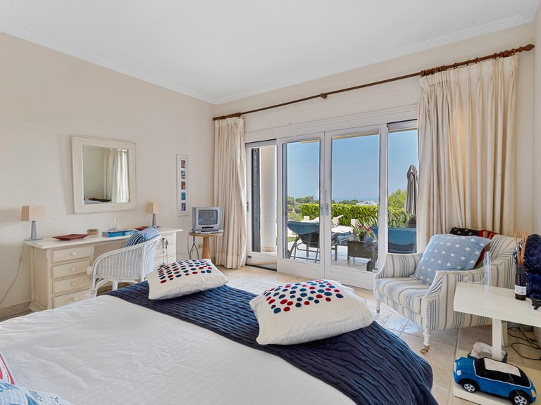 Villa for Sale in Benahavis, Malaga 16