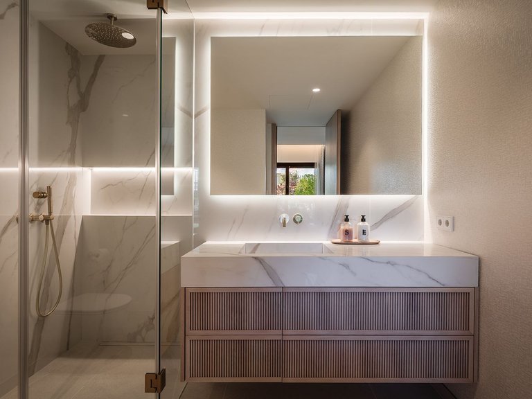 Apartment for Sale in Marbella, Malaga 24