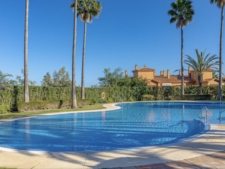 Apartment for Sale in Benahavis, Malaga, 1