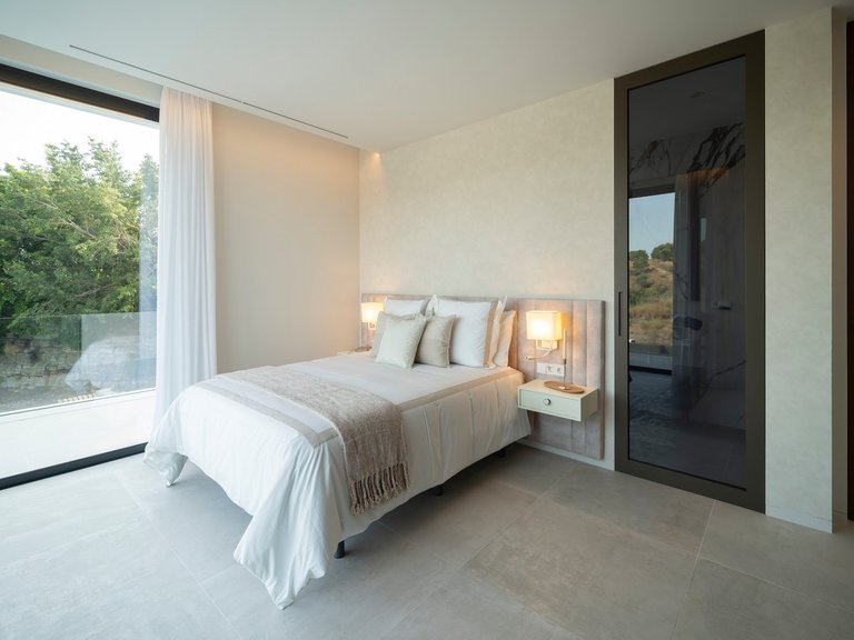 Villa for Sale in Benahavis, Malaga, Paraiso Alto 30