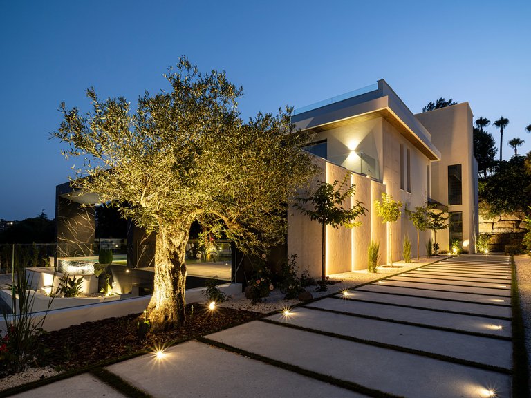 Villa for Sale in Benahavis, Malaga, Paraiso Alto 60