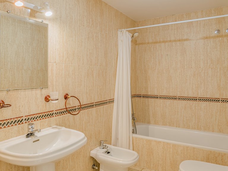 Apartment for Sale in Marbella, Malaga 14