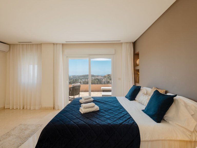 Apartment for Sale in Marbella, Malaga 8