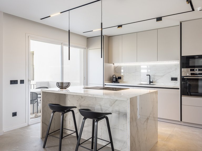 Takvåning i 2 plan i Altos De La Quinta 9