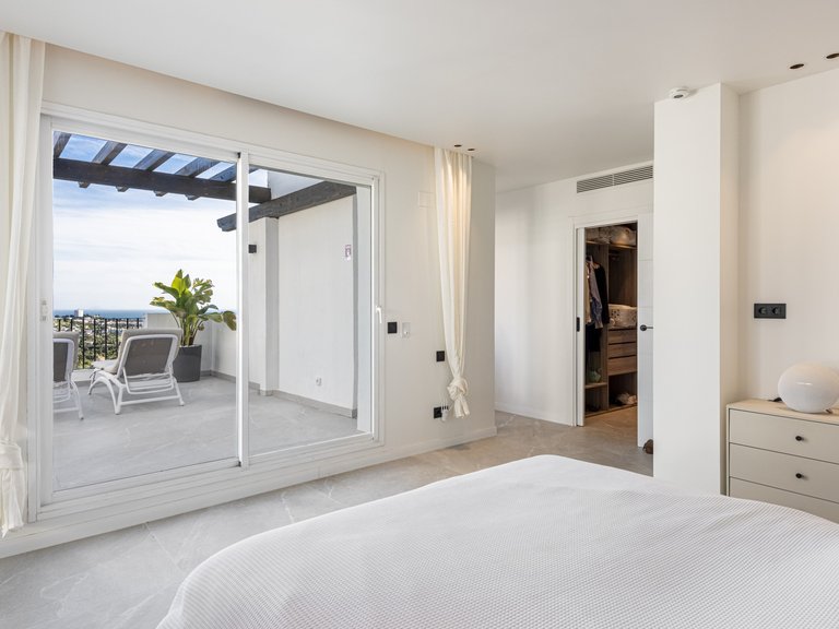 Takvåning i 2 plan i Altos De La Quinta 22