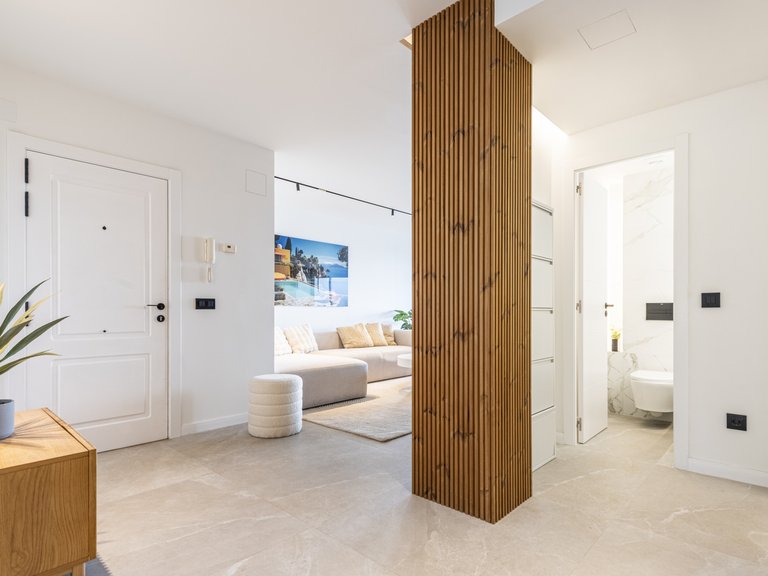 Takvåning i 2 plan i Altos De La Quinta 13