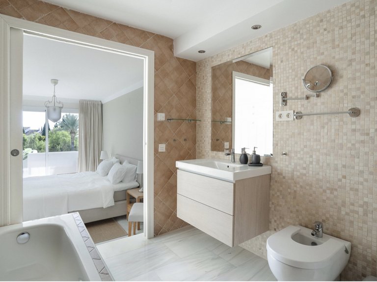 Apartment for Sale in Marbella, Malaga 7