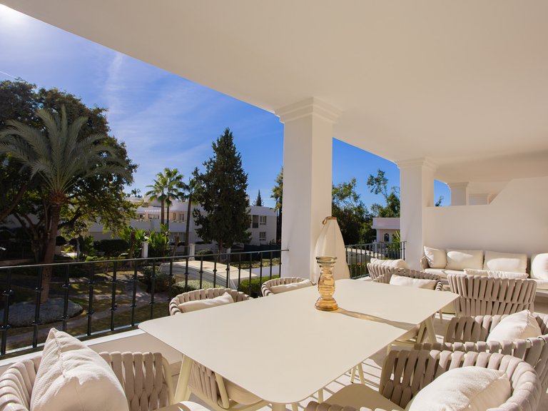 Town House for Sale in Marbella, Malaga, Nueva Andalucia 3