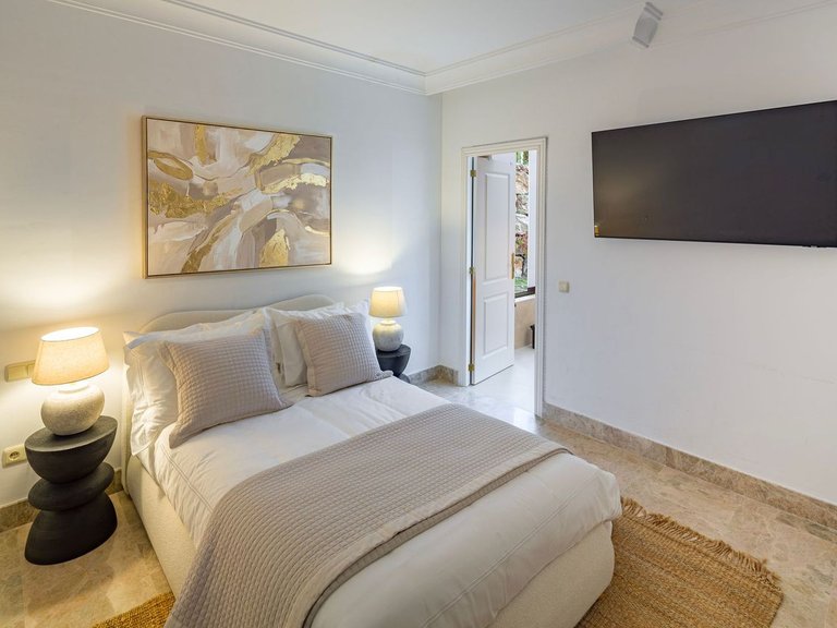 Apartment for Sale in Marbella, Malaga 14