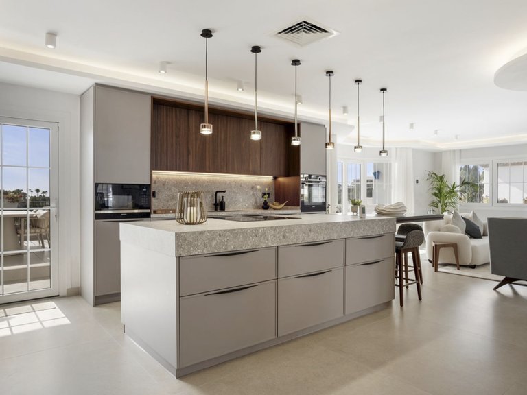 Takvåning till salu 6