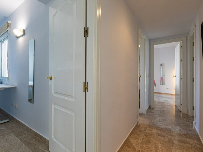 Apartment for Sale in Marbella, Malaga 32