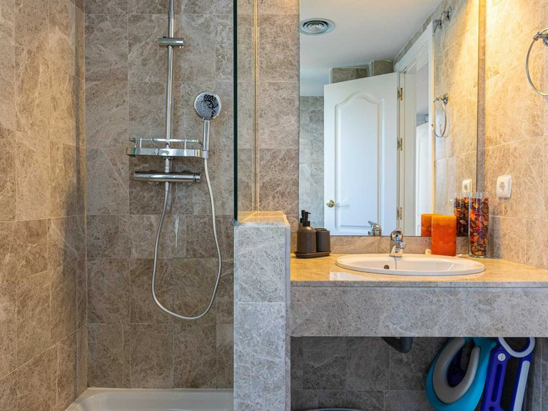 Apartment for Sale in Marbella, Malaga 29