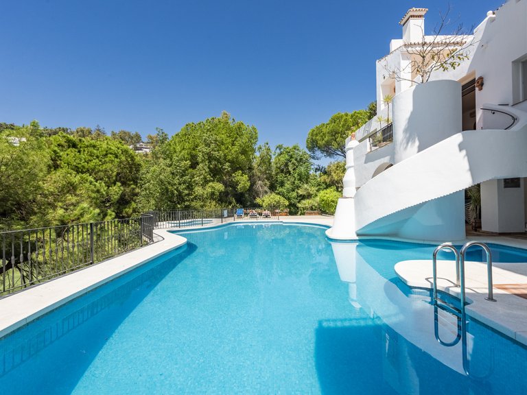 Apartment for Sale in Benahavis, Malaga 2