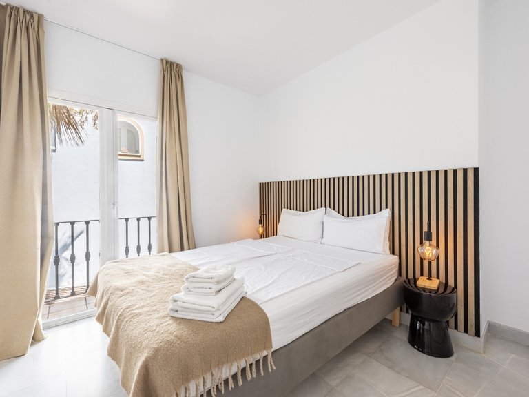 Apartment for Sale in Benahavis, Malaga 9