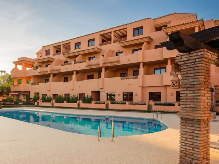 Apartment for Sale in Benahavis, Malaga 1