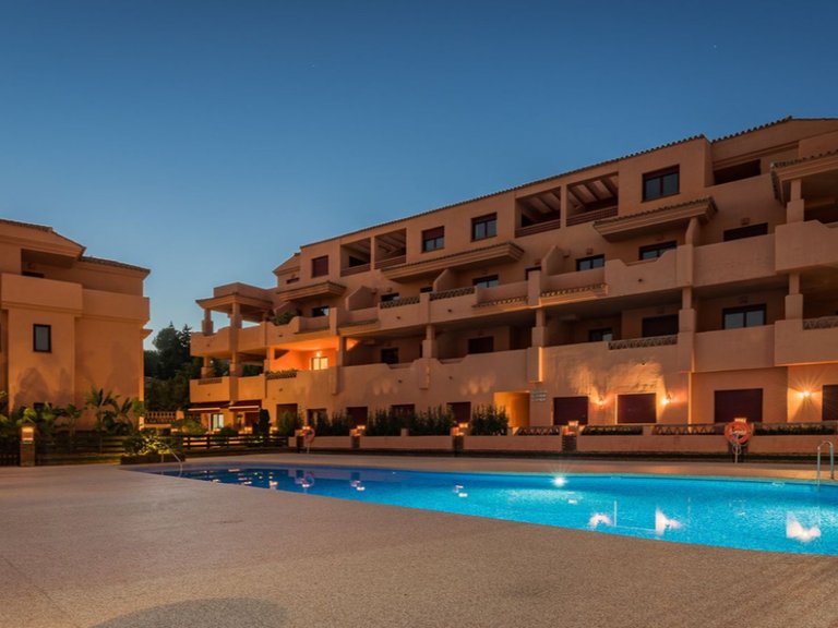 Apartment for Sale in Benahavis, Malaga 11