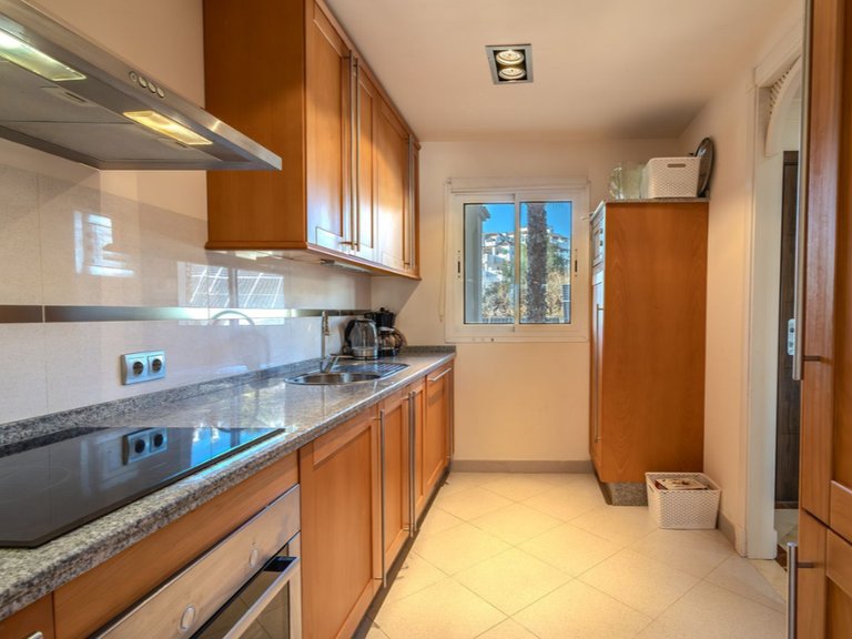 Apartment for Sale in Marbella, Malaga 13