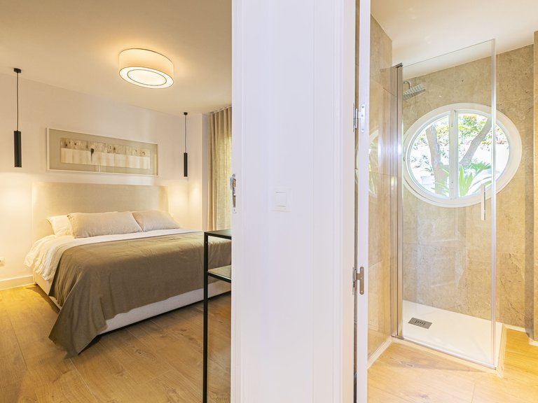 Town House for Sale in Marbella, Malaga 18