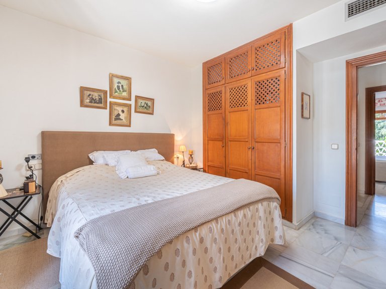 Town House for Sale in Marbella, Malaga 21