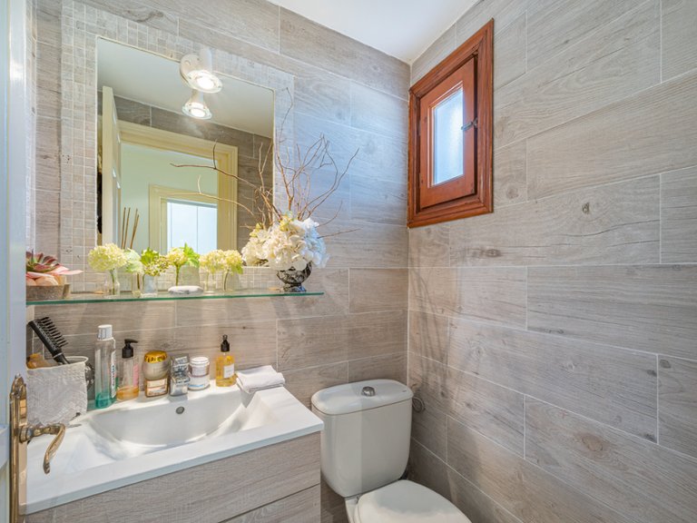 Town House for Sale in Marbella, Malaga 17