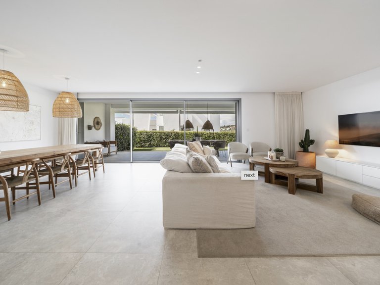 EXPERIENCE CONTEMPORARY MEDITERRANEAN LIVING IN MARBELLA EAST 1