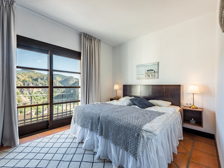 Town House for Sale in Benahavis, Malaga 20