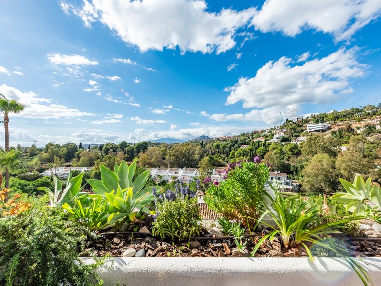 Apartment for Sale in Benahavis, Malaga 12