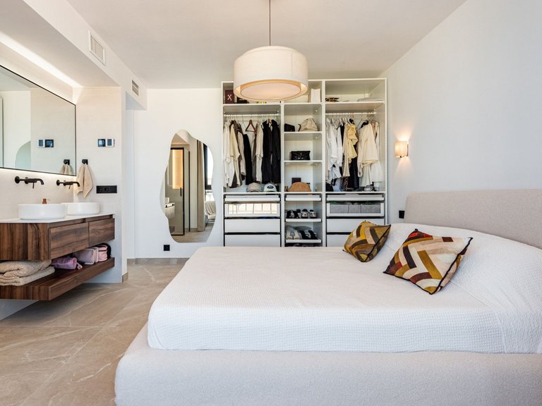 Penthouse for Sale in Marbella, Malaga 28