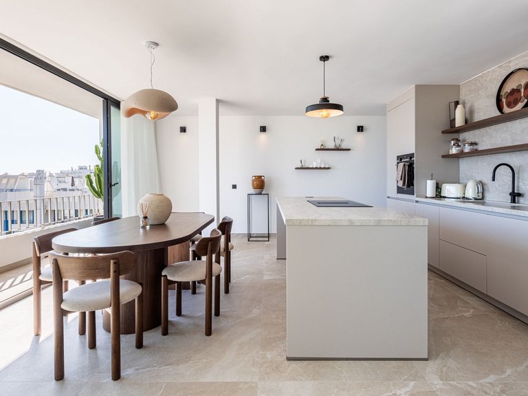 Penthouse for Sale in Marbella, Malaga 1