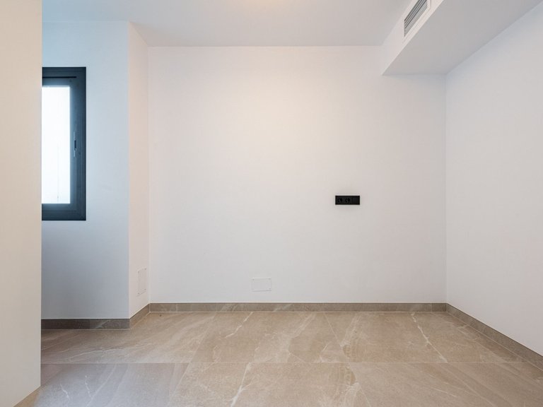 Penthouse for Sale in Marbella, Malaga 23