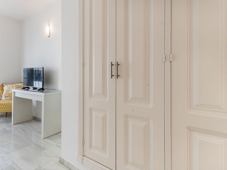 Apartment for Sale in Marbella, Malaga 15