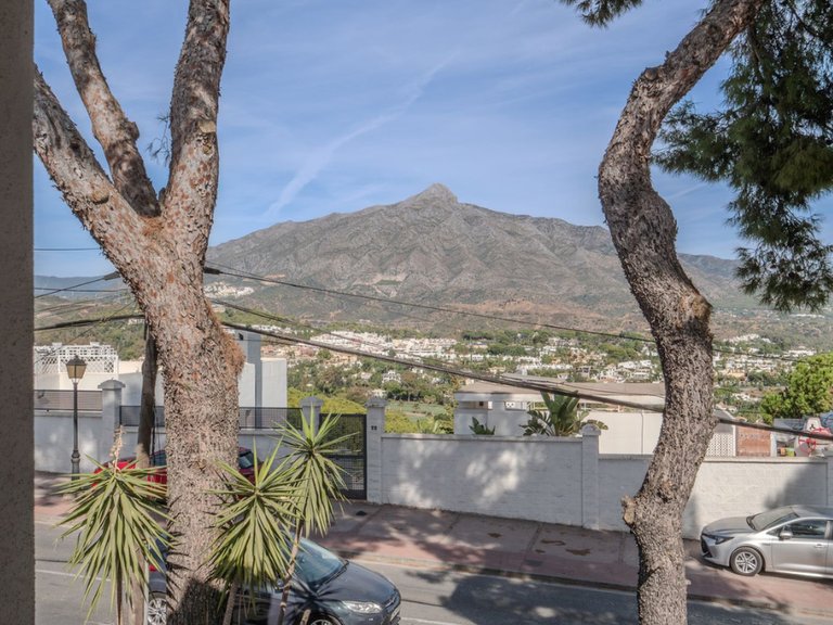 Town House for Sale in Marbella, Malaga 21