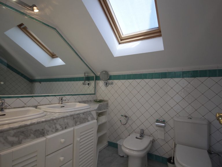 Elegant Parhus vid Strandkanten i Bahía de Marbella 8