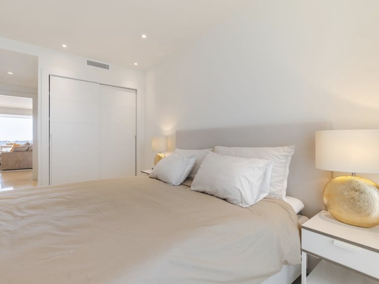 Lägenhet med privat pool i Nueva Andalucia 5