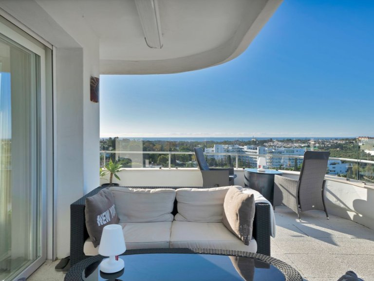 Apartment for Sale in San Pedro De Alcantara, Malaga 10