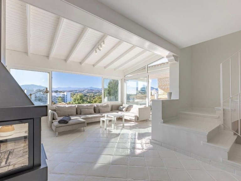 Radhus med egen pool. 2