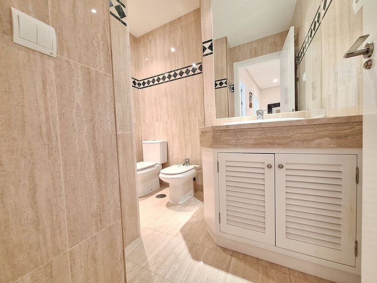 Town House for Sale in Marbella, Malaga, Nueva Andalucia 10