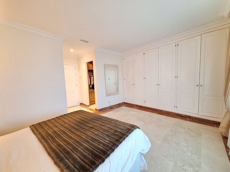 Town House for Sale in Marbella, Malaga, Nueva Andalucia 4