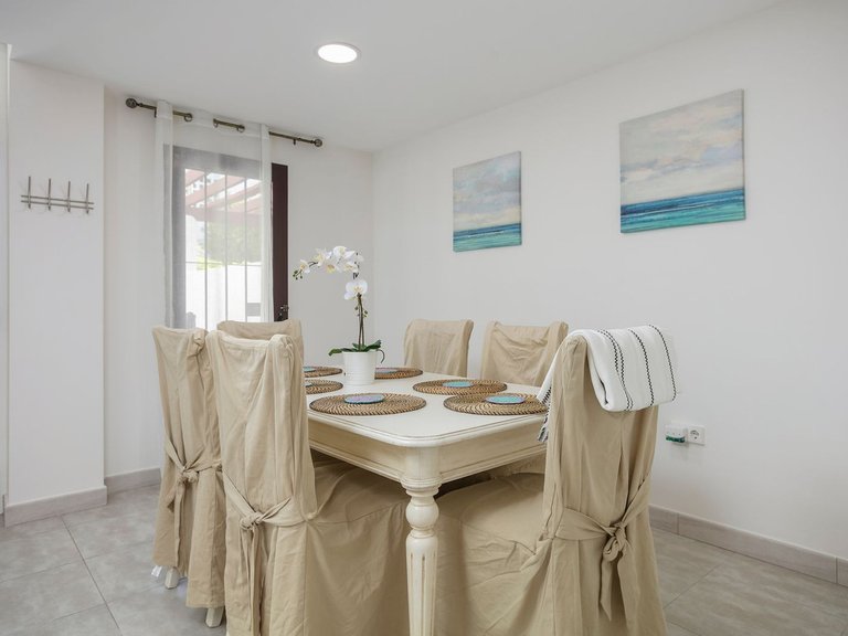 Apartment for Sale in Marbella, Malaga, Nueva Andalucia 6