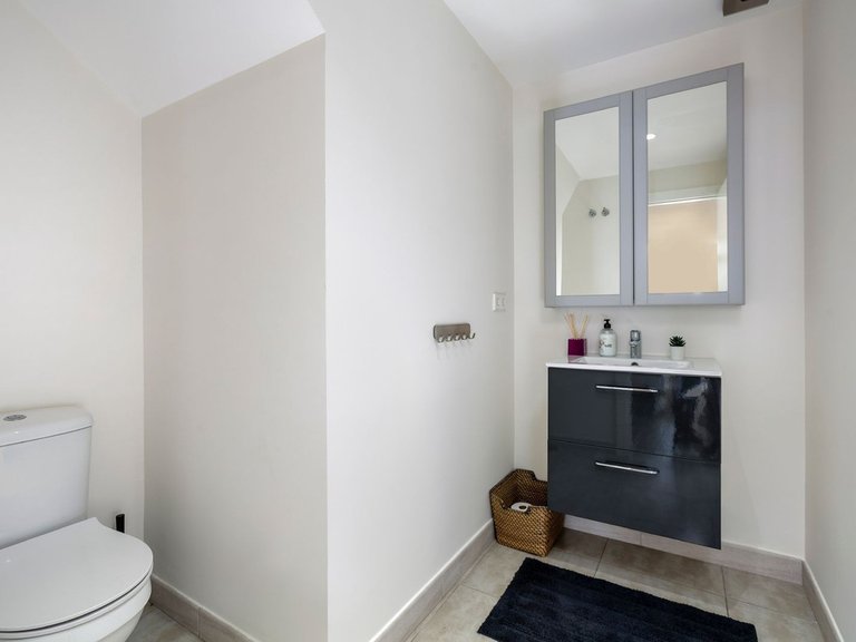 Apartment for Sale in Marbella, Malaga, Nueva Andalucia 7
