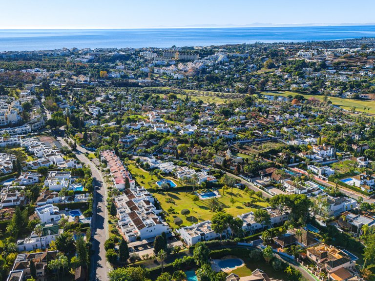 Town House for Sale in Marbella, Malaga, Nueva Andalucia 31