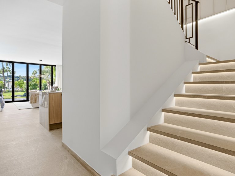 Town House for Sale in Marbella, Malaga, Nueva Andalucia 8