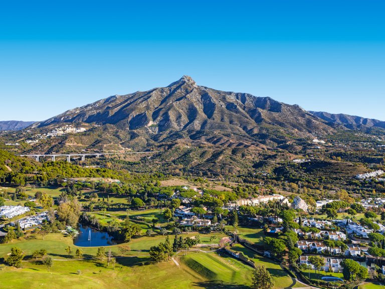 Town House for Sale in Marbella, Malaga, Nueva Andalucia 30